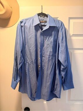 Kirkland Signature Light Blue Long-Sleeve Dress Shirt